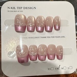 Pink and White Nail Tip Set
